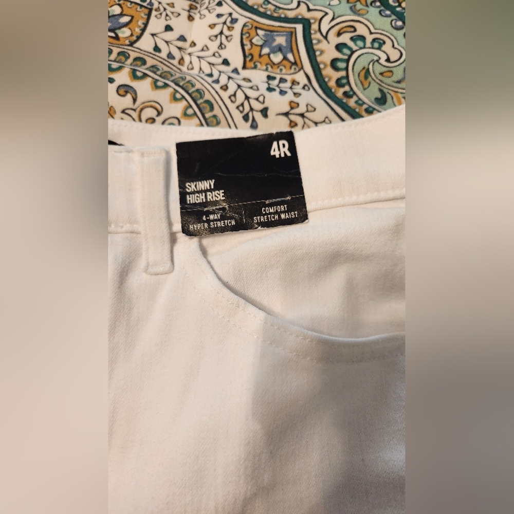 White Skinny High Rise Jeans